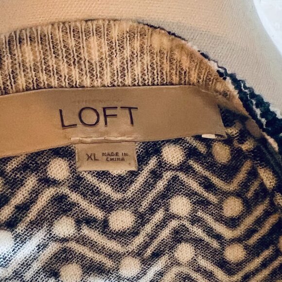 Ann Taylor LOFT XL Black White Chevron Zig Zag Button Cardigan - Picture 6 of 9